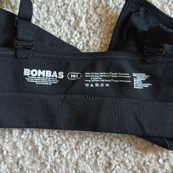 Bombas Black Sports Bra size Medium/Large - Picture 3 of 4
